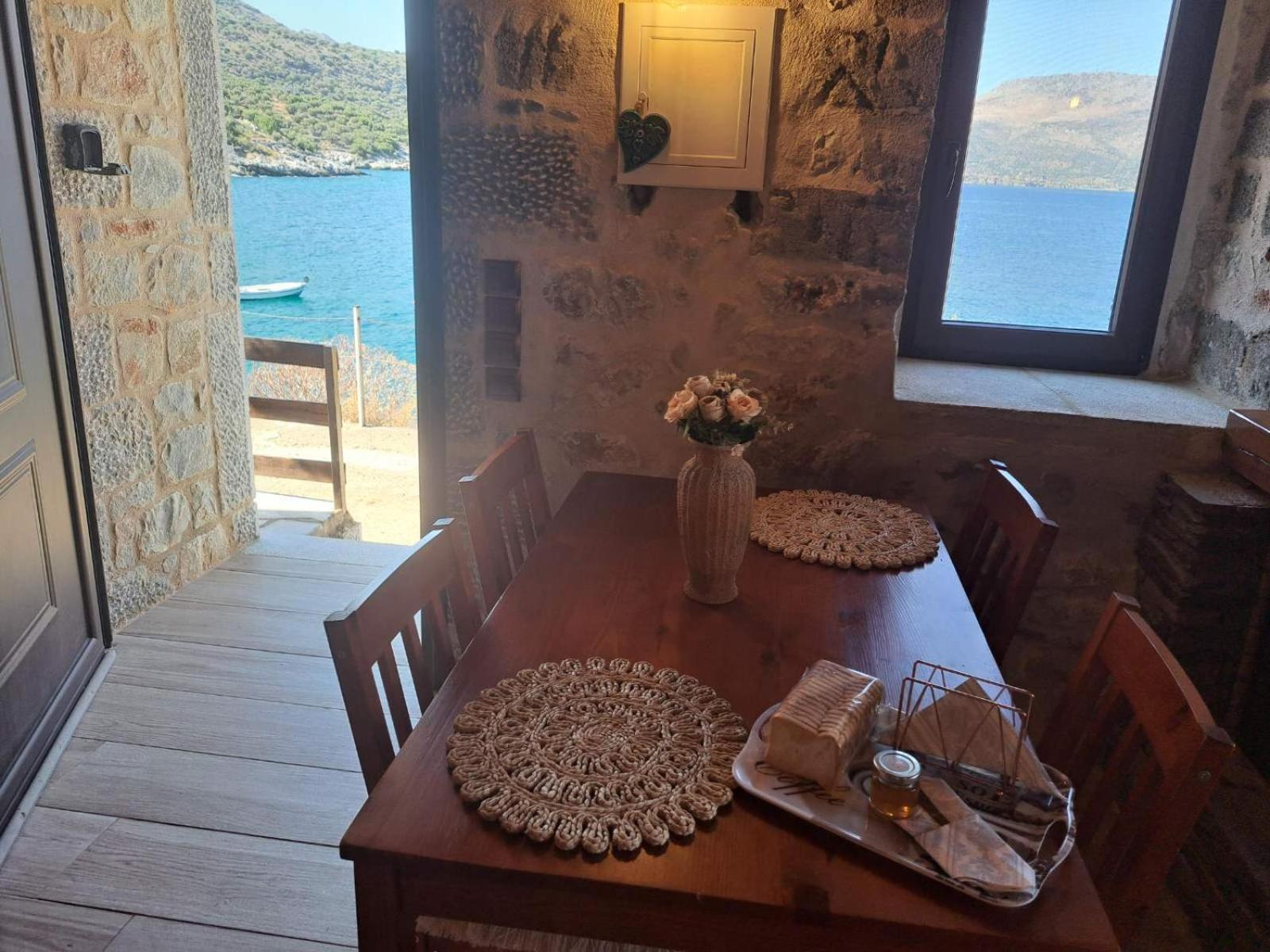 Villa Lagkadaki Sea View Argilia Екстериор снимка